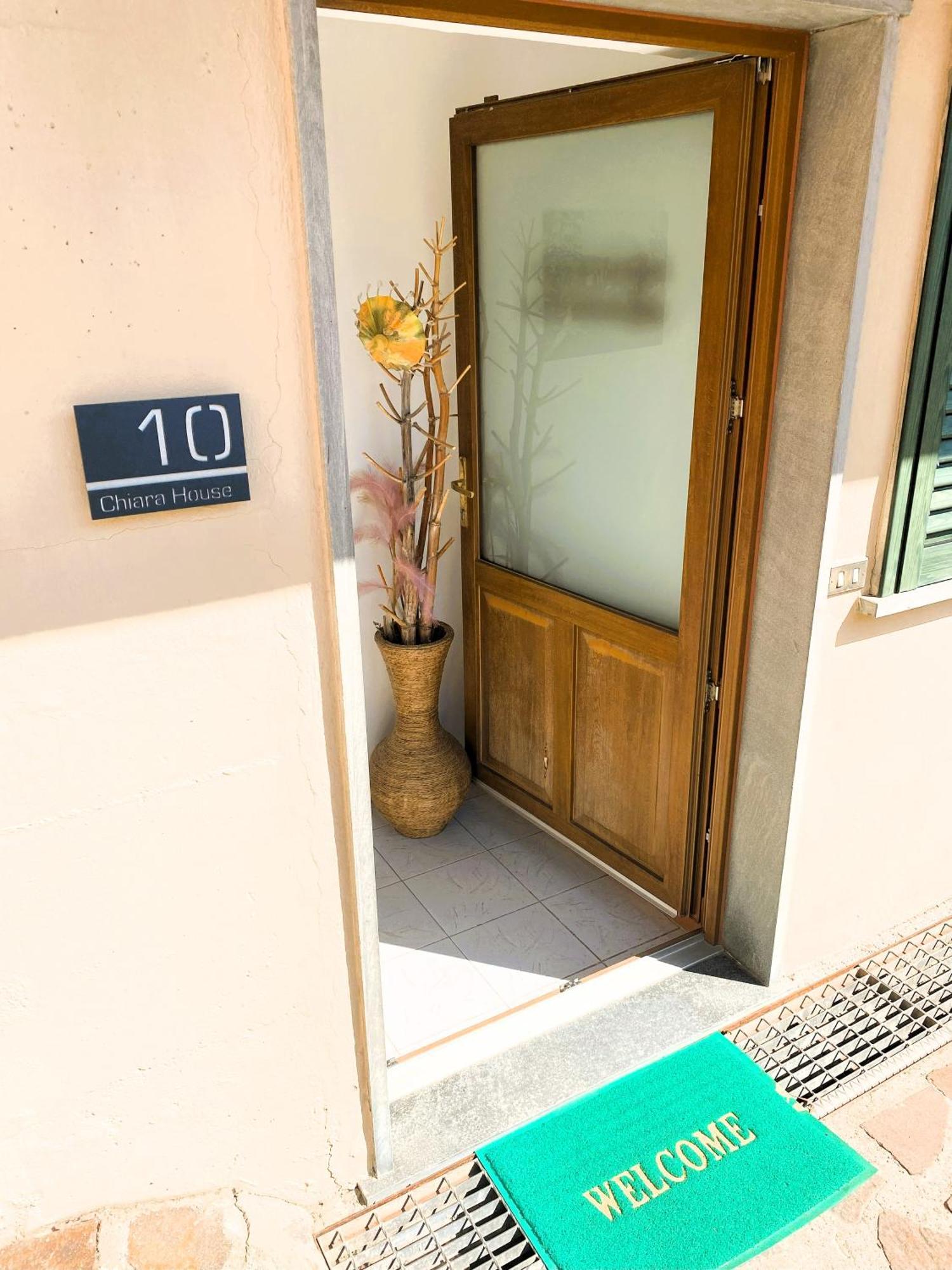Apartament Chiara House Barga Zewnętrze zdjęcie