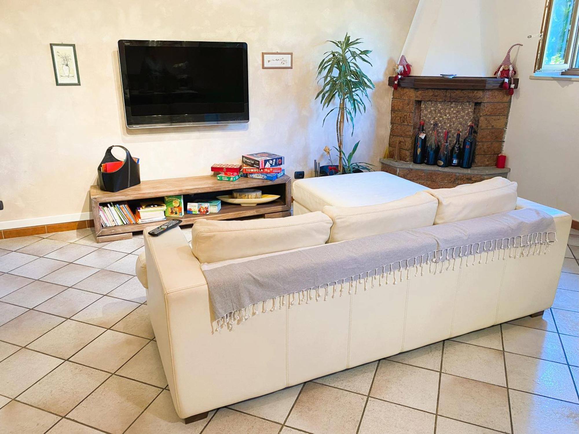 Apartament Chiara House Barga Zewnętrze zdjęcie